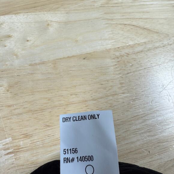 RTA NWT Margot Velvet High Rise Foldover Waist Pant Corpus Black Size S *Flaw* - Picture 13 of 13